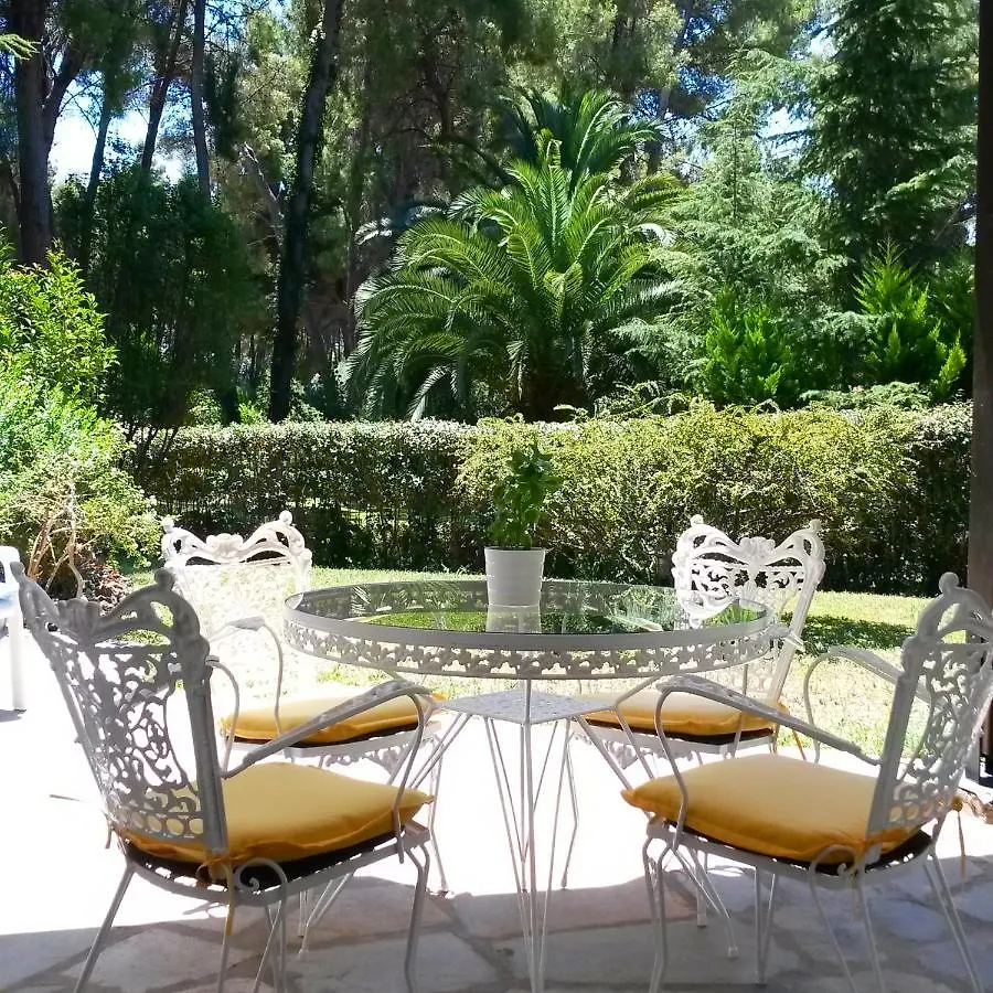 Sani Pool Beach Villa