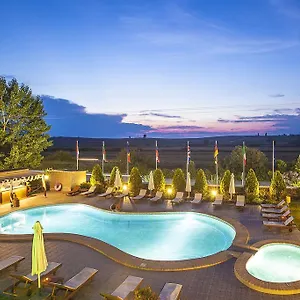 Sunny Hill Hotel